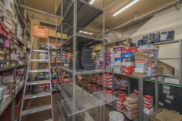 Abbigliamento in affitto a Torino - Foto 16
