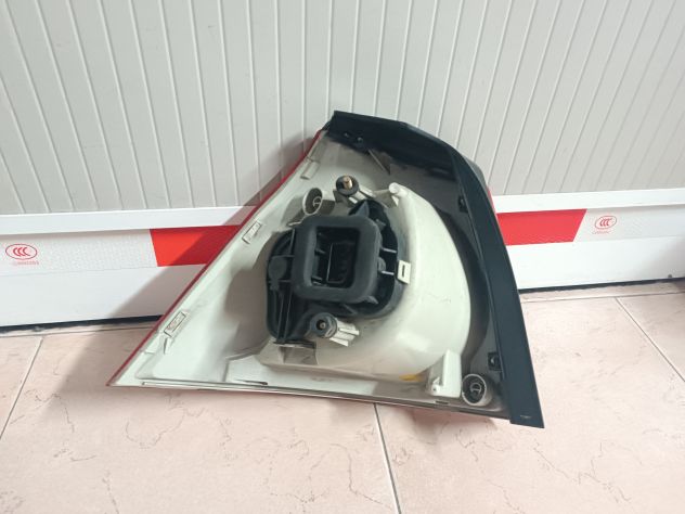Fanale stop posteriore dx Volkswagen Golf 5 04>08< - Foto 2
