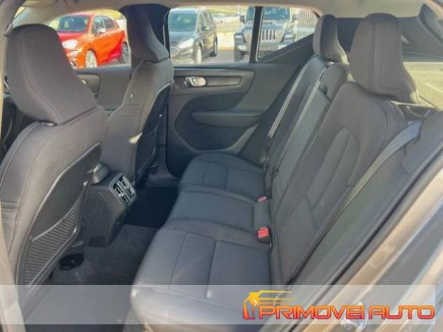 VOLVO XC40 B4 AWD Geartronic Momentum Pro rif. 19105055 - Foto 3