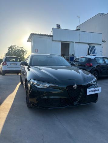 Alfa Romeo Giulia 2.2 Turbodiesel 210 CV AT8 AWD Q4 Veloce - Foto 3