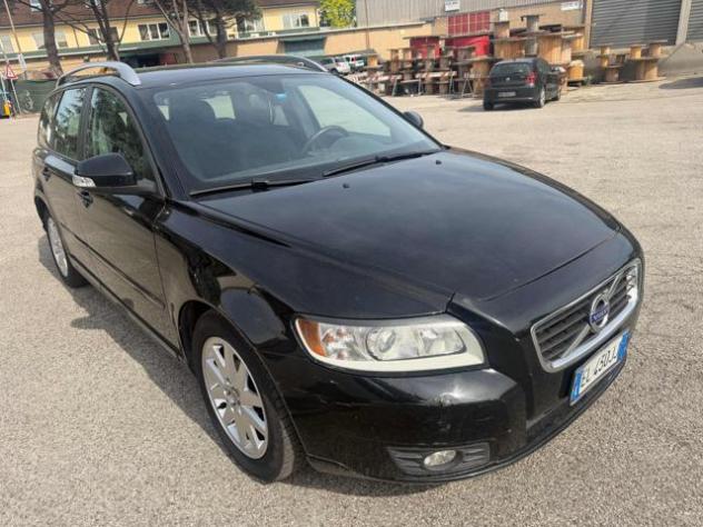 VOLVO V50 D2 R-design senza nessun lavoro da fare rif. 23711607