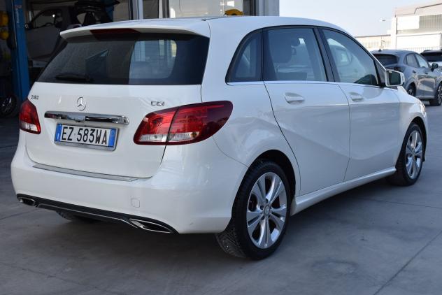 Mercedes-Benz Classe B B 180 d (cdi) Sport *NAVIGATORE, TELECAMERA* - Foto 4