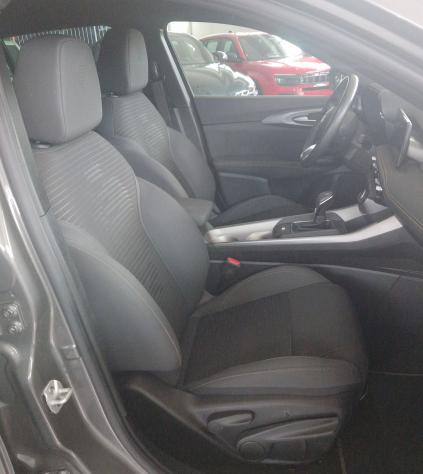 Alfa Romeo Tonale Tonale 1.3 phev Sprint Q4 270cv at6 - Foto 8