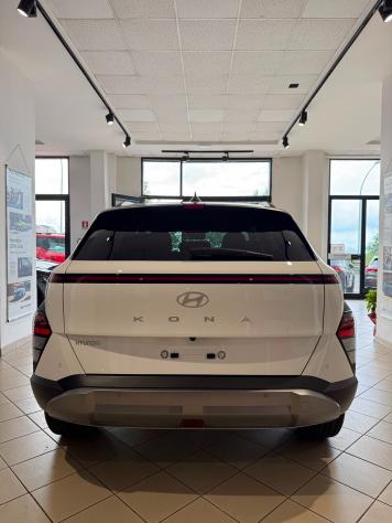 Hyundai Kona 1.0 T-GDI Business 115cv - Foto 4