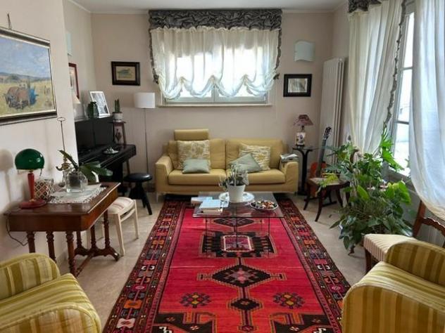 Villa in vendita a Casole d'Elsa 238 mq Rif: 1426643