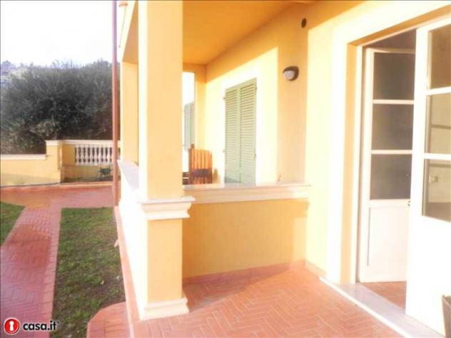 APPARTAMENTO INDIPENDENTE di 3 vani e di 70 mq (MASSA - ROMAGNANO) rif. AR-CANDY - Foto 3