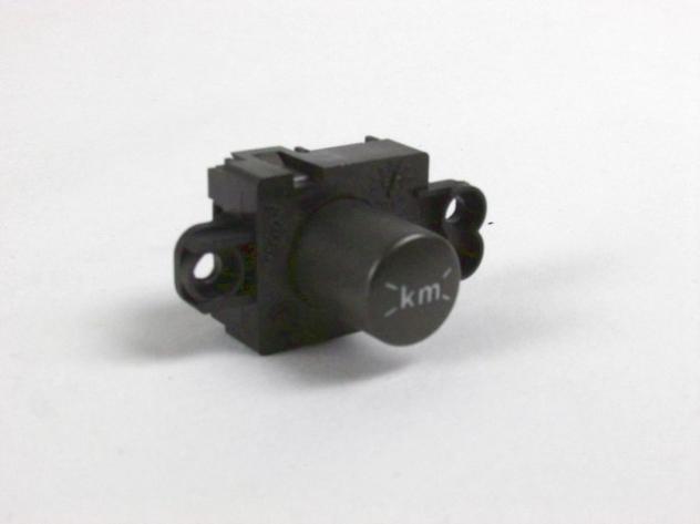 1560303910 COMANDO PULSANTE INTERRUTTORE RESET KILOMETRI PARZIALE LANCIA THESIS 3.2 B 169KW AUT 5P (2003) RICAMBIO USATO