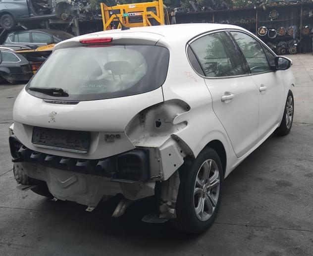 RICAMBI USATI AUTO PEUGEOT 208 Serie 9H06 Diesel 1560 (1219) - Foto 2