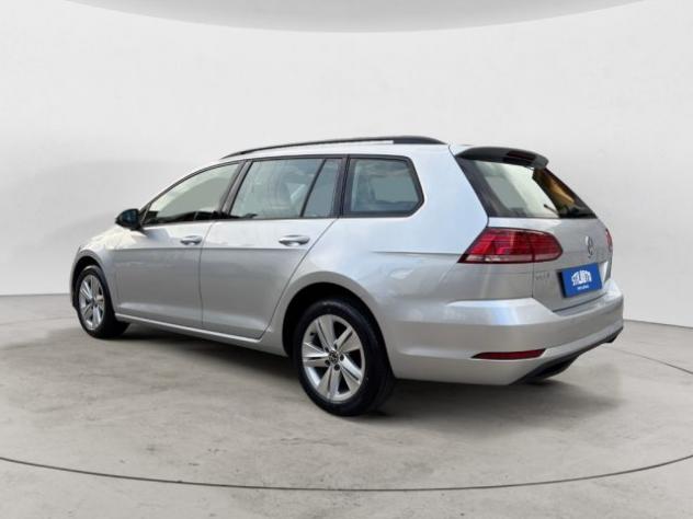 VOLKSWAGEN Golf Variant 1.6 TDI 115 CV Trendline BMT rif. 23498143 - Foto 3
