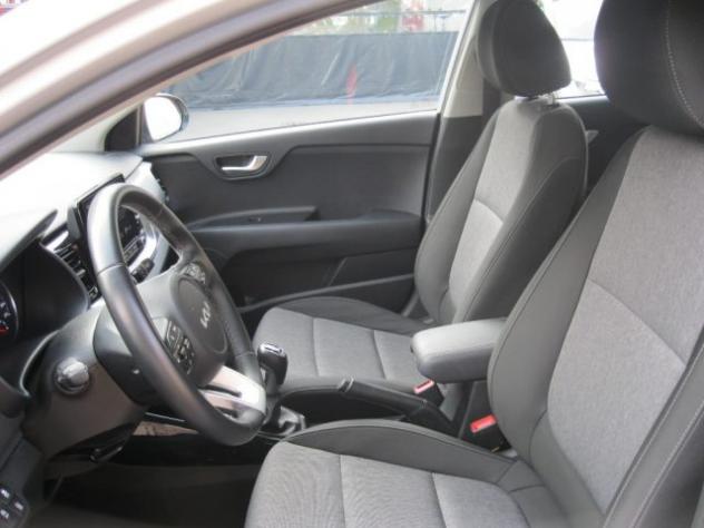 KIA Stonic 1.0 T-GDi 100 CV Style rif. 24055666 - Foto 10