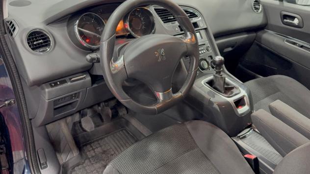 Peugeot 5008 1.6 HDi 115CV Active - Foto 10