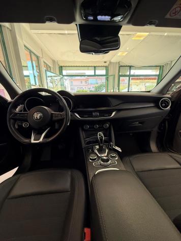 Alfa Romeo Stelvio 2.2 190 CV AT8 Q4 Executive - Foto 8