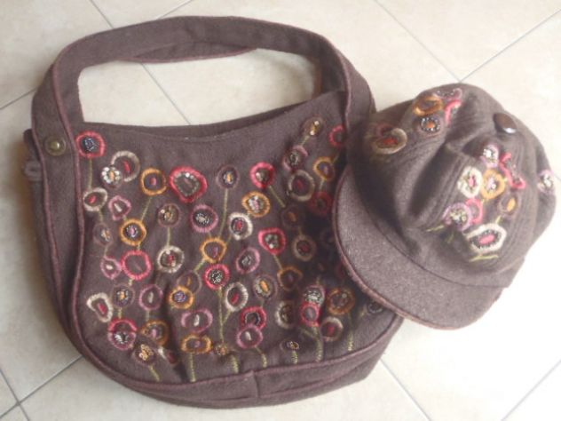 Borsa con berretto lana