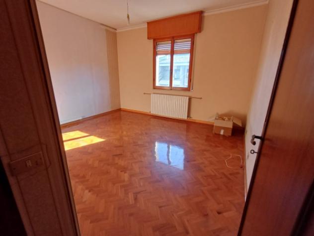 Villa di 450 m² con 4 locali e box auto doppio in vendita a Carpi - Foto 7