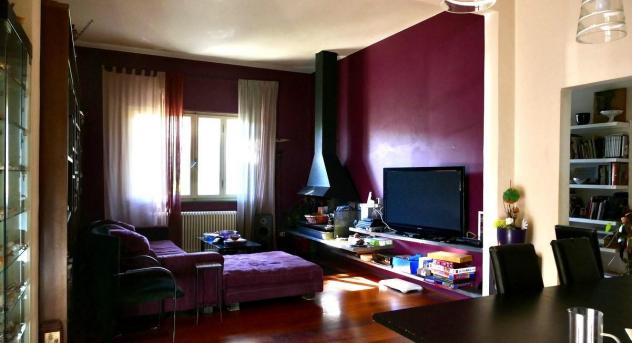 Villa in vendita a San Lorenzo Alle Corti - Cascina 300 mq Rif: 1283981