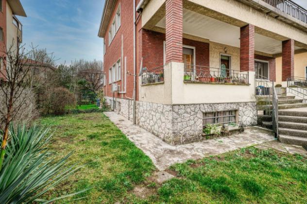 Villa di 195 m² con 4 locali e box auto in vendita a Legnano - Foto 3