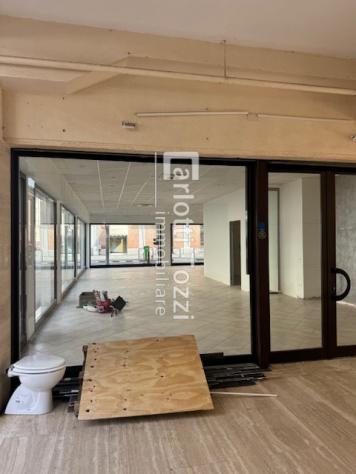 FONDO COMMERCIALE di 1 vani e di 150 mq (GROSSETO) rif. 03730 - Foto 10