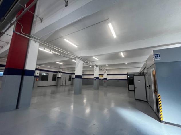Immobile di 2000 m² con 1 locale in affitto a Lumezzane - Foto 2