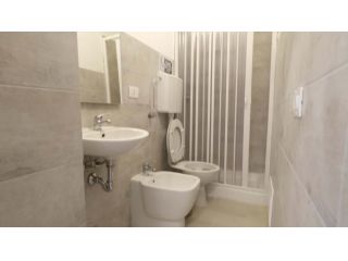 Via Michele Coppino SNC - interno piazza 26 - Stanza 53