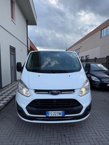 Ford Transit Custom 270 2.0 TDCi 130 PC Furgone Titanium - Foto 2
