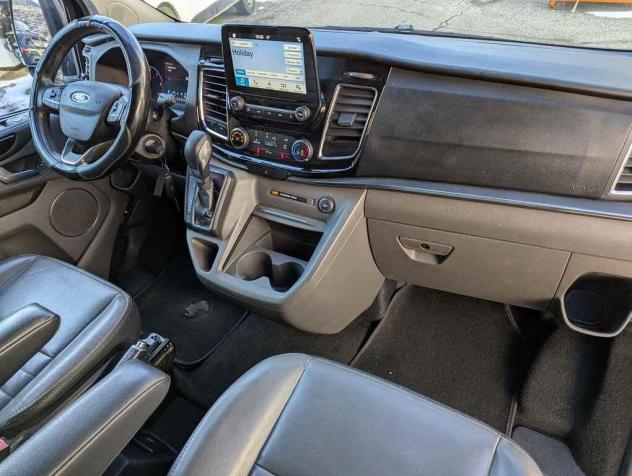 Ford Tourneo Custom 320 2.0 tdci 185cv Sport L1H1 auto E6.2 - Foto 8
