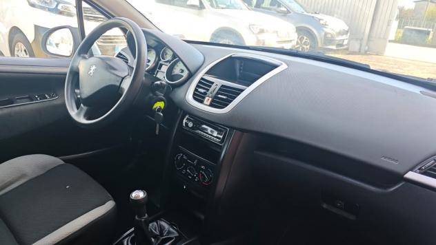 Peugeot 207 1.4 8V 75CV 5p. ONE Line - Foto 9