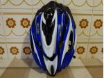 Casco per ciclisti: usato una sola volta, nuovissimo e perfettamente conservato.