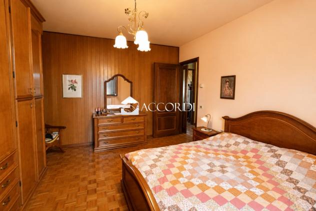 BIFAMILIARE di 10 vani e di 340 mq (GIAVERA DEL MONTELLO) rif. PE20 - Foto 10