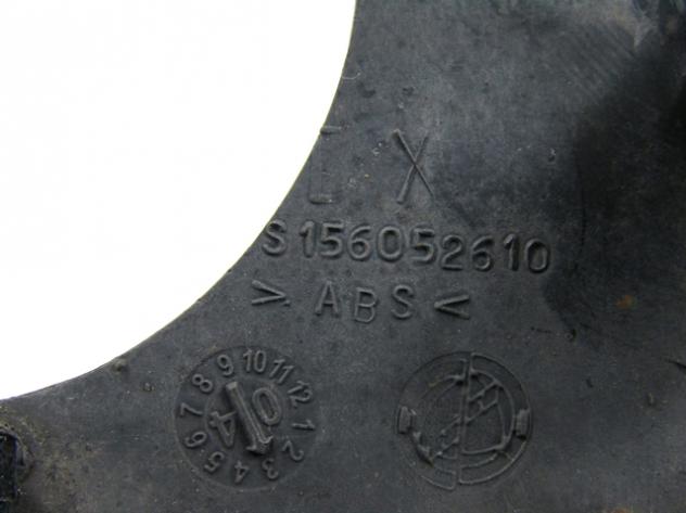 156052610 MASCHERINA RIVESTIMENTO FENDINEBBIA ANTERIORE LATO DESTRO ALFA ROMEO 147 R 1.9 D 110KW 6M 3P (2007) RICAMBIO USATO 156052633 - Foto 3