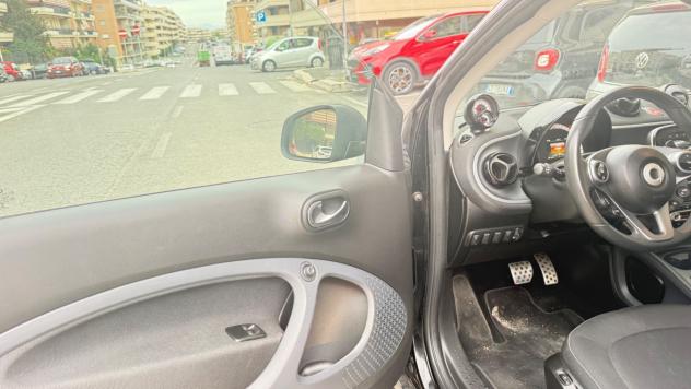 Smart ForTwo 70 1.0 Passion LED PANORAMA PACK SPORT PDC CERCHI 16 - Foto 10