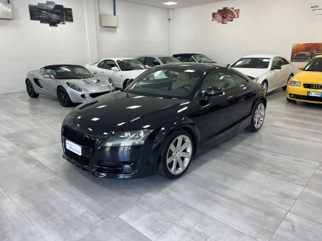 Audi TT 3.2 V6 quattro dsg