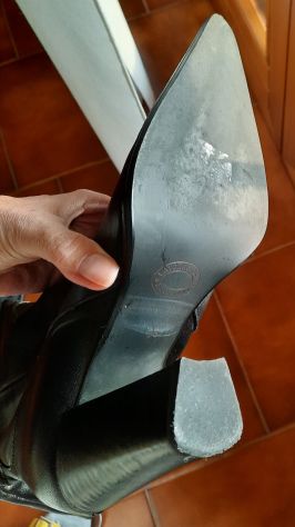 STIVALI DI PELLE NERI NUOVI - Foto 6