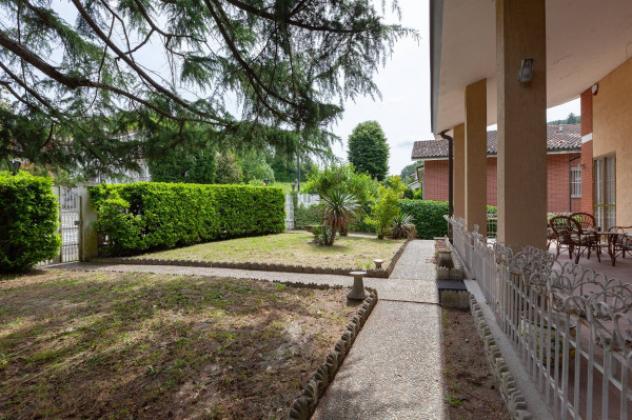 Villa di 320 m² con più di 5 locali e box auto doppio in vendita a Castiglione Torinese - Foto 4