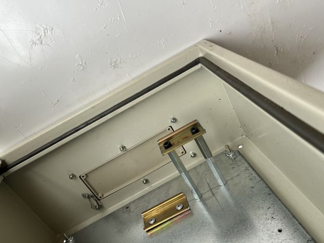 Cassetta da Parete in metallo per Quadri Elettrici 47x37x18 - Foto 4