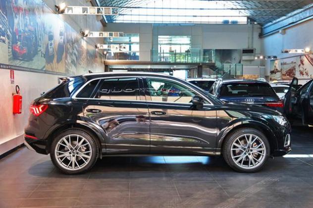 AUDI Q3 45 TFSI Quattro S-Tronic Business Advanced rif. 23670321 - Foto 2