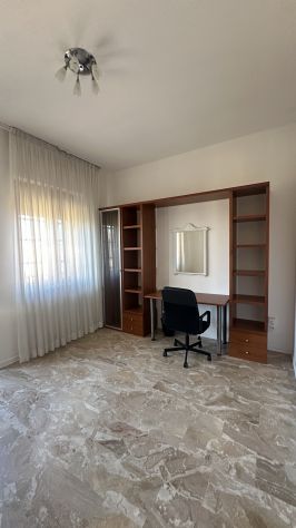 Stanza letto una piazza e mezza - Foto 2