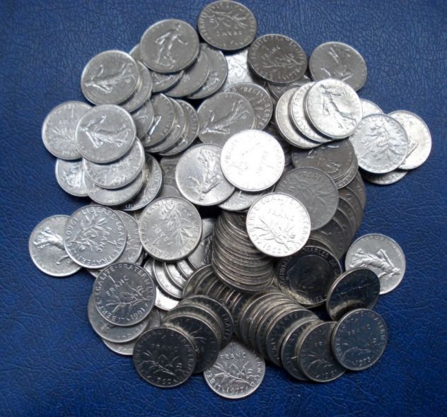 LOTTO 559 - FRANCIA 1 FRANC OLTRE 110 MONETE vedi foto e descrizione