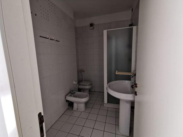 4 locali Montesilvano centro - Foto 7