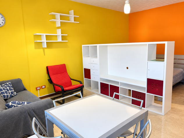 FONTE MERAVIGLIOSA MONOLOCALE ARREDATO CON TERRAZZO PRIVATO. - Foto 11