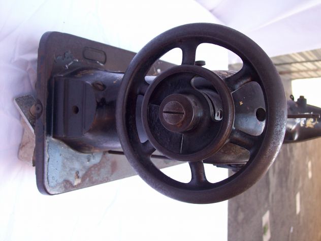 SINGER  antica  31k15 - Foto 4