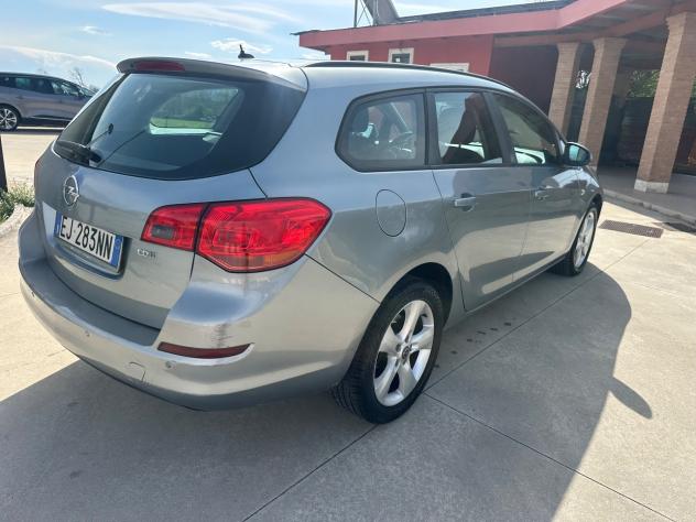 Opel Astra 1.7 CDTI 125CV - Foto 5