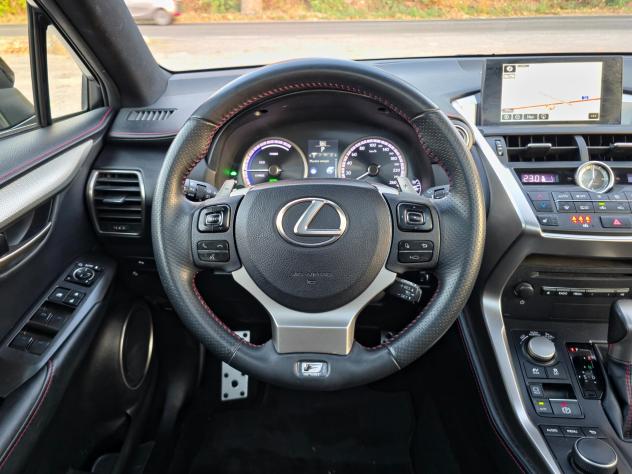 Lexus NX 300h Hybrid 4WD CV-197 F-Sport E6 Automatico 2014 - Foto 9
