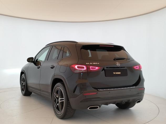 Mercedes-Benz GLA 180d Premium auto - PACCHETTO AMG - PACCHETTO NIGHT - Foto 6