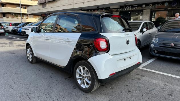 Smart ForFour 90 0.9 Turbo twinamic PassionLED NAVI PANORAMA PDC BLUETOOTH SEDILI RISCALDATI - Foto 4