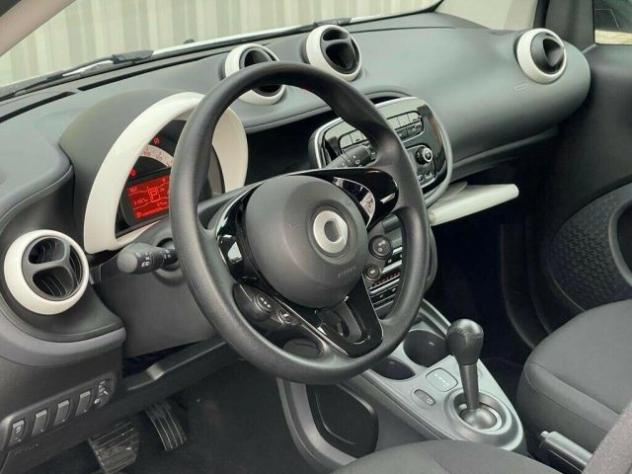 SMART ForTwo 1.0 71CV TWINAMIC CERCHI IN LEGA 15" rif. 16166430 - Foto 10