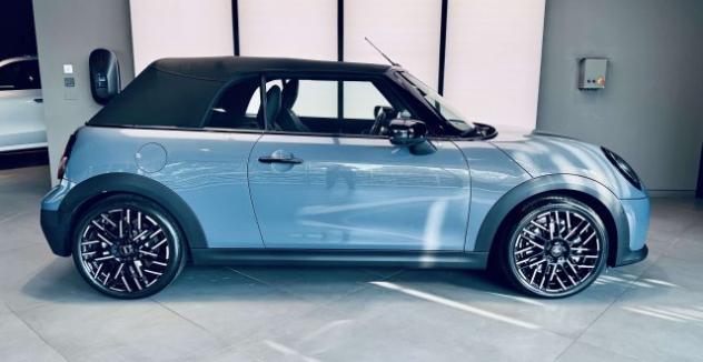 MINI Cooper C abrio F67 2.0 C Favoured auto rif. 24151717 - Foto 7
