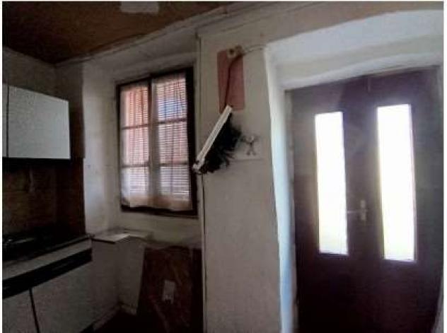 116/2024 2 VA - Porziona di casa in asta a Casorate Sempione - Foto 5