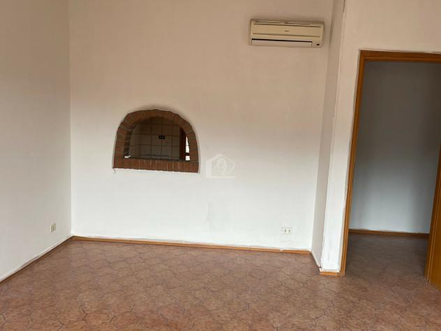Luzzara vendesi appartamento 4 vani 120 Mq