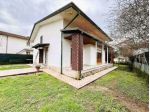 Villa in vendita a Marina di Massa - Massa 140 mq  Rif: 1397384