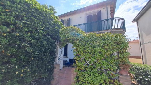 Porzione di casa in vendita a Rosignano Solvay - Rosignano Marittimo 190 mq Rif: 1425069 - Foto 2